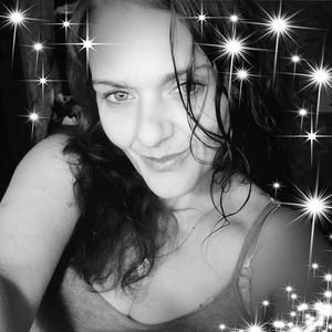 Meet your Posher, Laurie